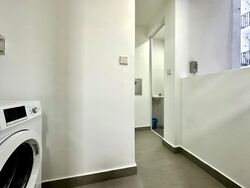 My Manhattan (D18), Condominium #578674641
